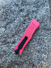 Load image into Gallery viewer, Damascus OTF Knife