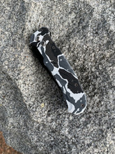 Load image into Gallery viewer, Snow Leopard Switchblade