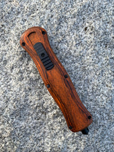 Load image into Gallery viewer, Old Fashion OTF Knife